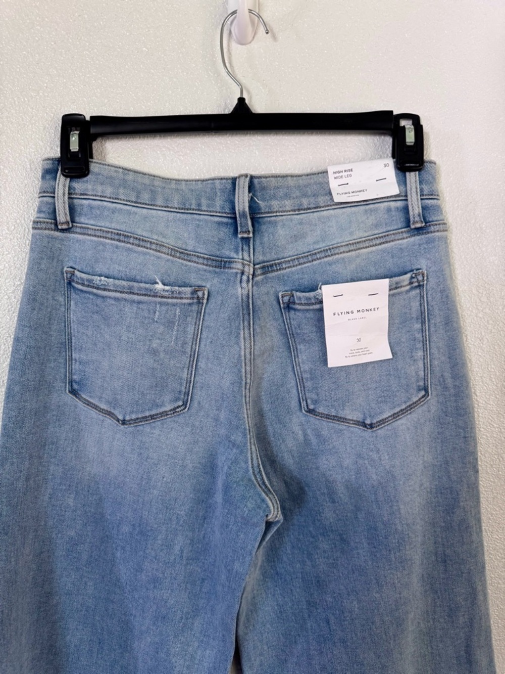 Flying Monkey High Rise Wide Leg Distressed Jeans Light Wash Size 30 NWT - Picture 10 of 15